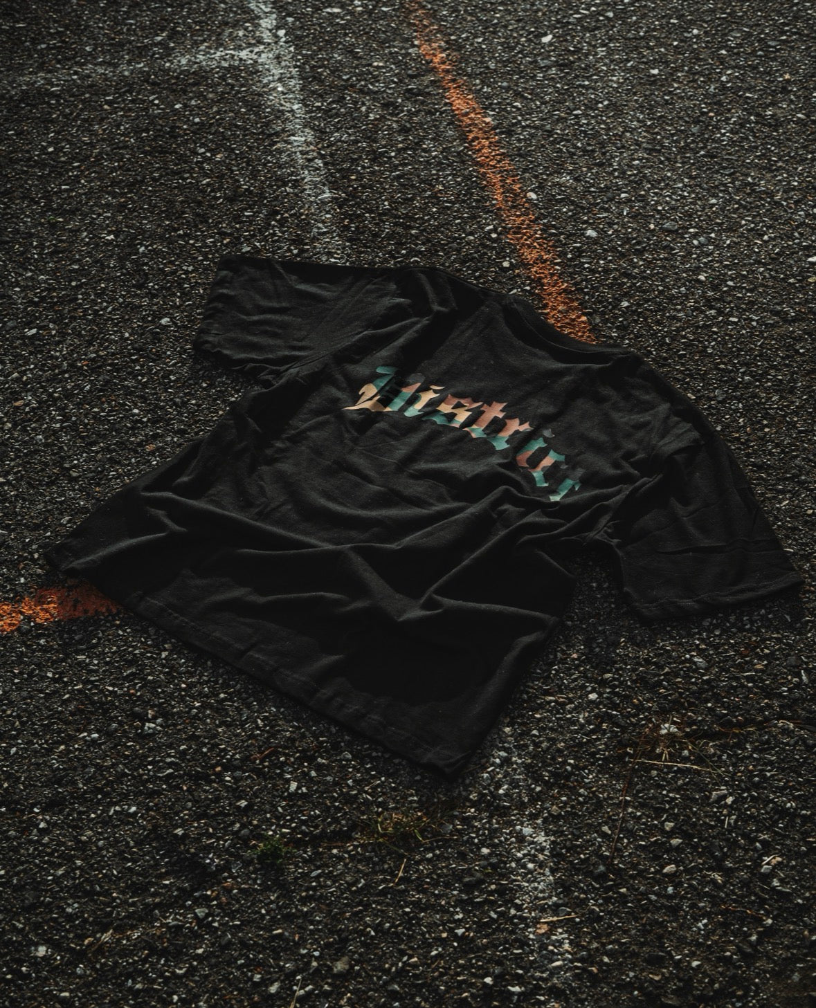 DISTRICT CAMO TEE